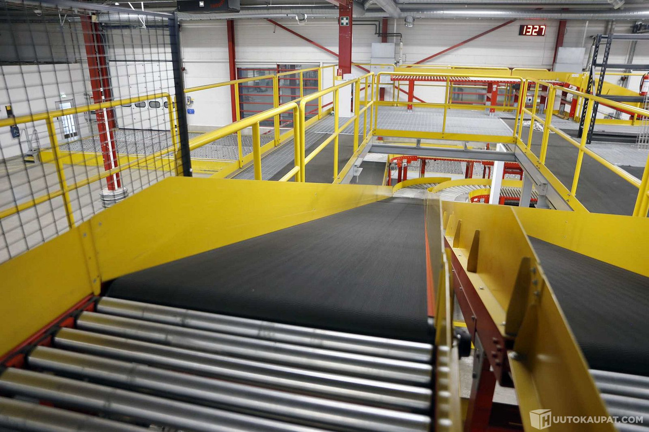 Ferroplan Oy hihnakuljetin/nousukuljetin, pituus noin 12 m (2020). LGS6025, Vantaa - Máy móc khác: hình 1 Ferroplan Oy hihnakuljetin/nousukuljetin, pituus noin 12 m (2020). LGS6025, Vantaa - Máy móc khác: hình 1