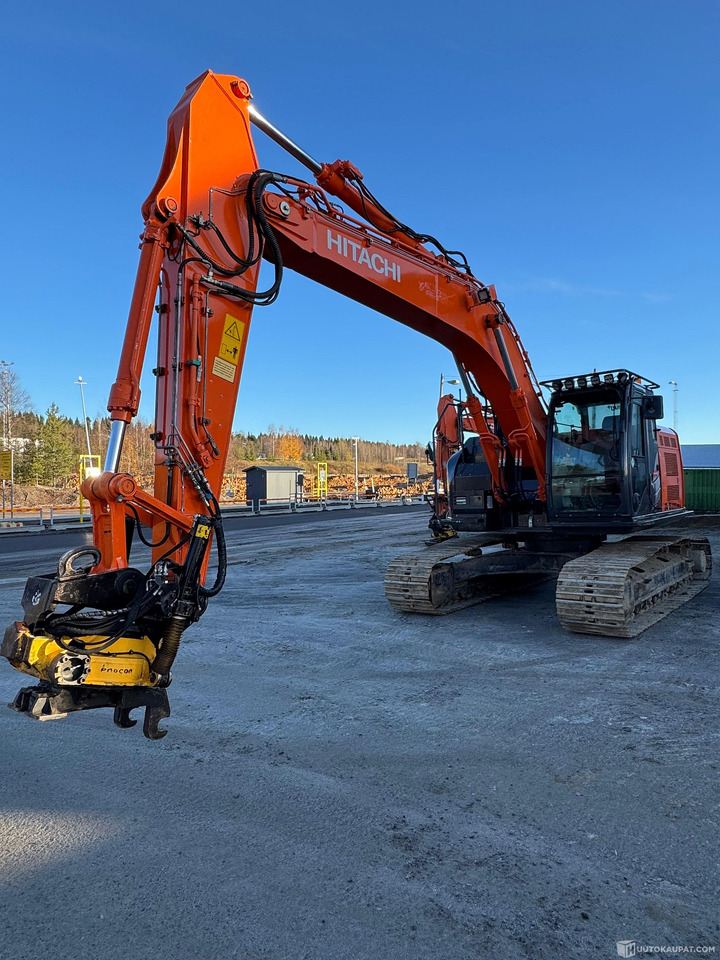 Hitachi ZX225USRLC-5, 2015, Rovaniemi - Máy móc xây dựng: hình 3 Hitachi ZX225USRLC-5, 2015, Rovaniemi - Máy móc xây dựng: hình 3