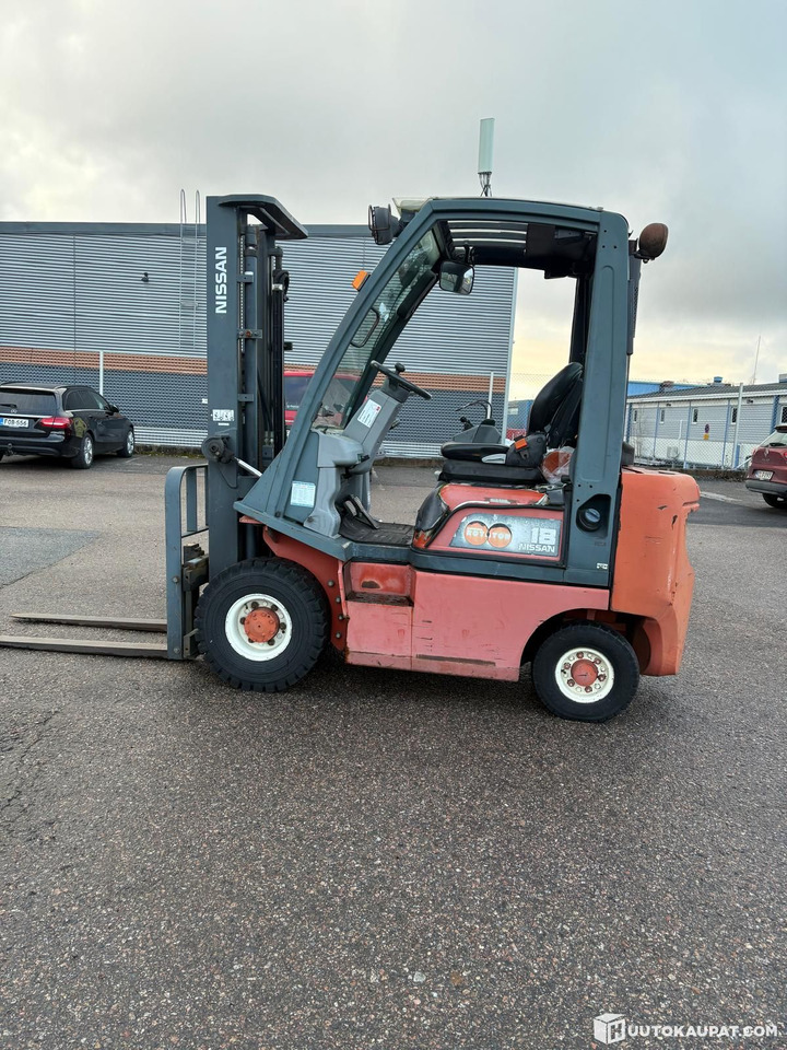 Nissan FD01A18Q, 2000 Forklift, Tampere - Xe nâng diesel: hình 3 Nissan FD01A18Q, 2000 Forklift, Tampere - Xe nâng diesel: hình 3