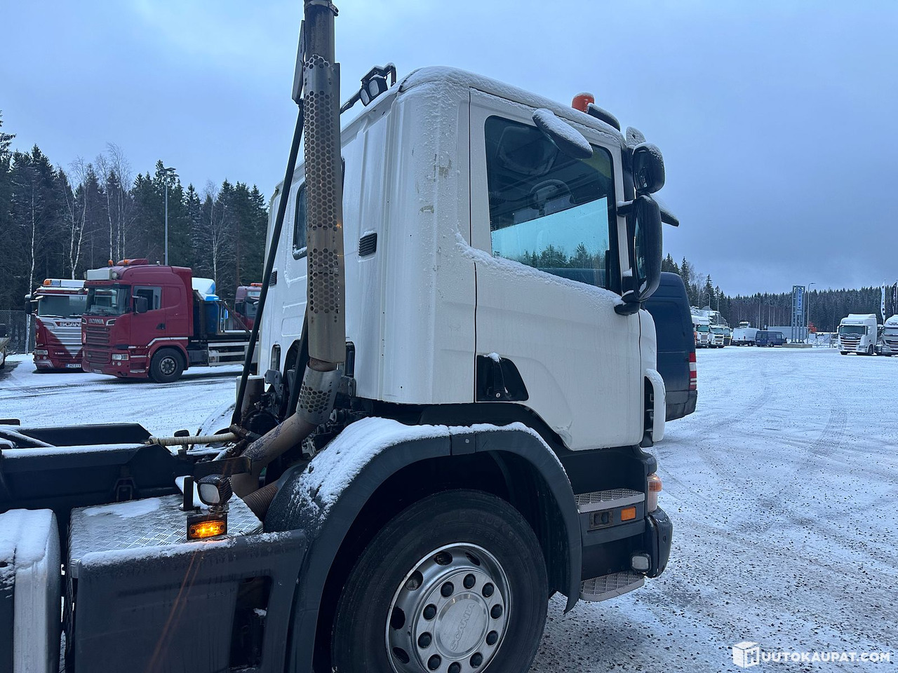 Scania P420, 2006, 1,180,000 km, Pirkkala - Xe tải nâng móc: hình 3 Scania P420, 2006, 1,180,000 km, Pirkkala - Xe tải nâng móc: hình 3