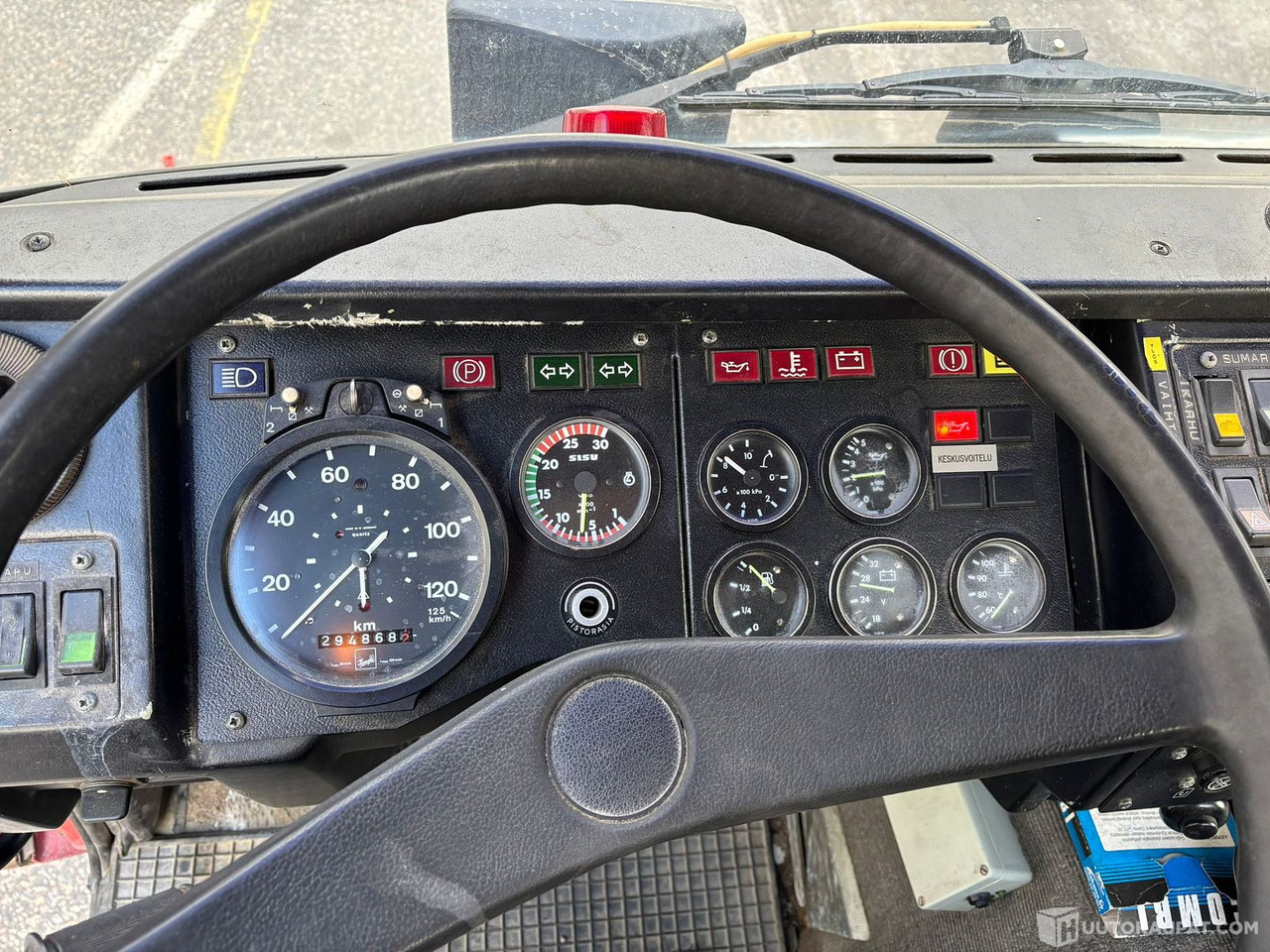 Xe bồn Sisu säiliöauto, 1983, Vantaa: hình 9