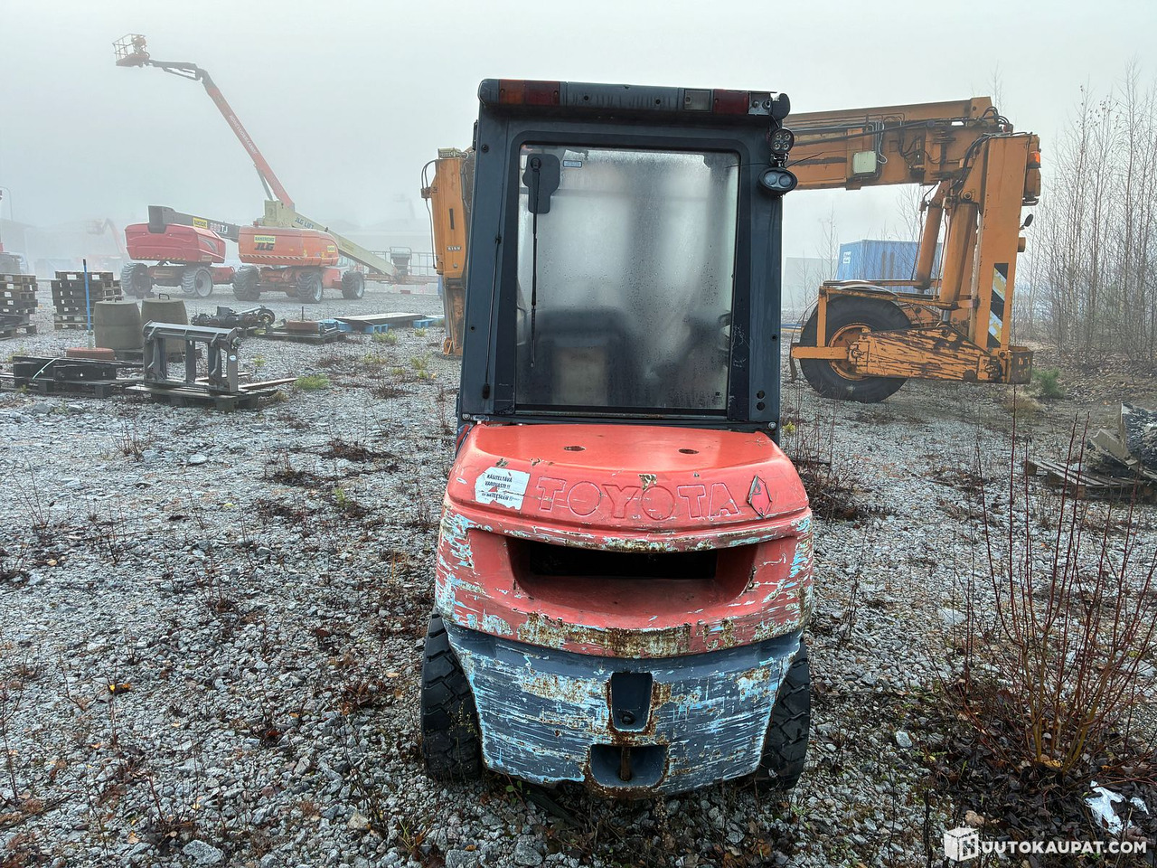 Toyota 02-7FDF30, 2004 Forklift, Lieto - Xe nâng diesel: hình 4 Toyota 02-7FDF30, 2004 Forklift, Lieto - Xe nâng diesel: hình 4