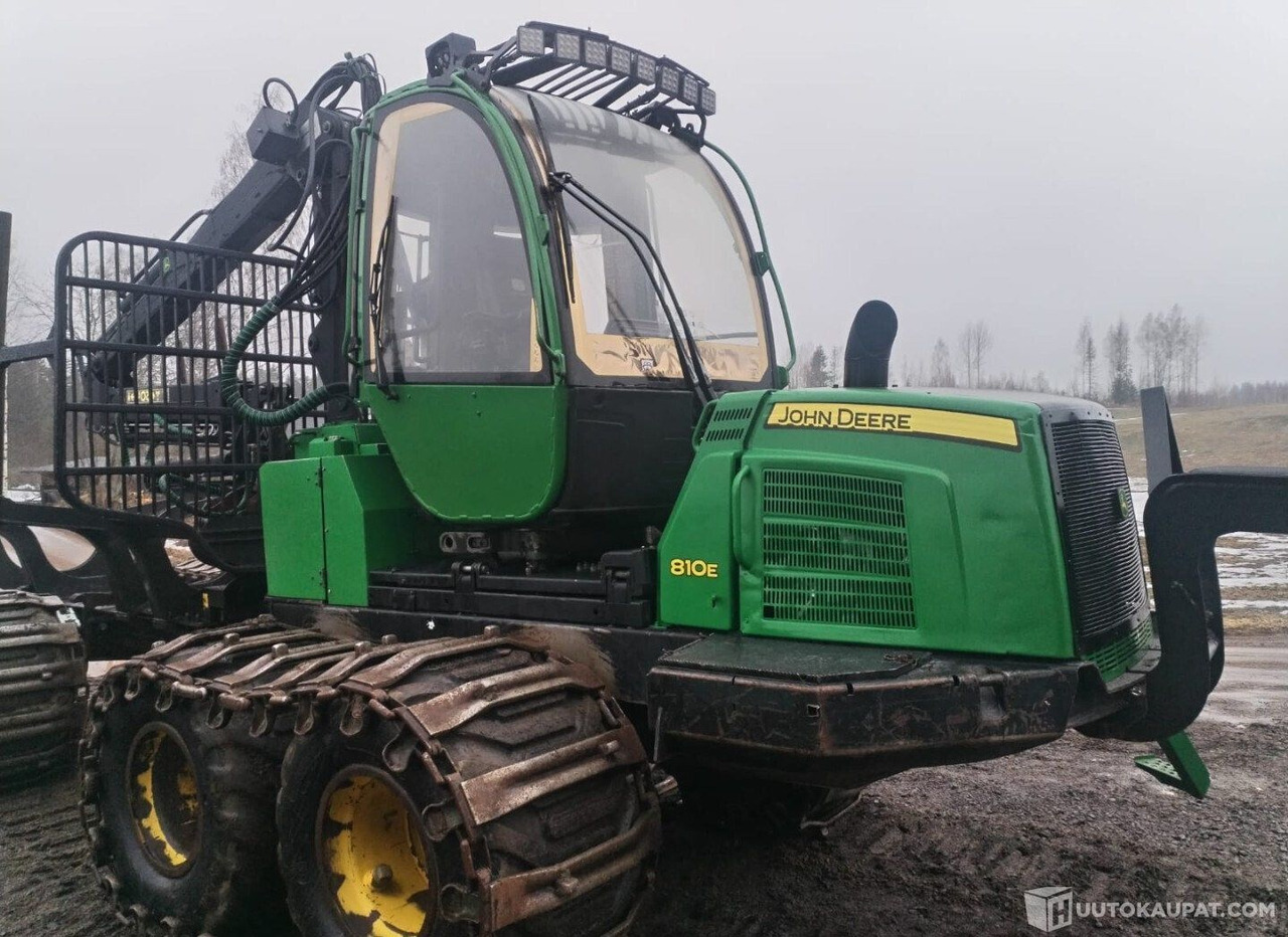 John Deere 810 E, 2012, Diesel, 29 000 h Ajokone, Leppävirta - Trang thiết bị lâm nghiệp: hình 5 John Deere 810 E, 2012, Diesel, 29 000 h Ajokone, Leppävirta - Trang thiết bị lâm nghiệp: hình 5