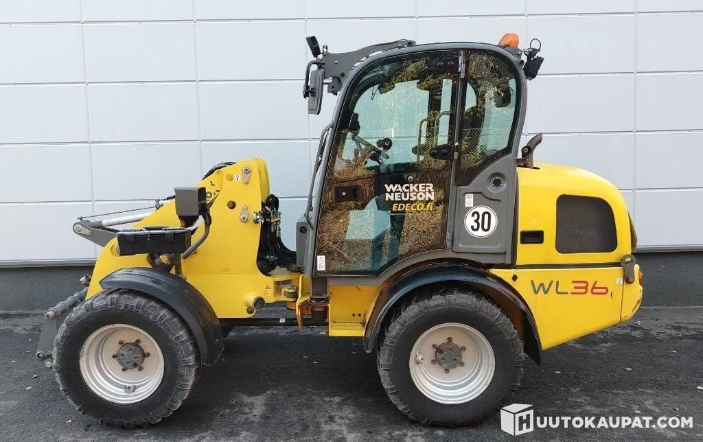 Wacker Neuson WL 36, 2014, 2,890 h Wheel Loader, Vantaa - Máy xúc lật mini gấp khúc: hình 1 Wacker Neuson WL 36, 2014, 2,890 h Wheel Loader, Vantaa - Máy xúc lật mini gấp khúc: hình 1