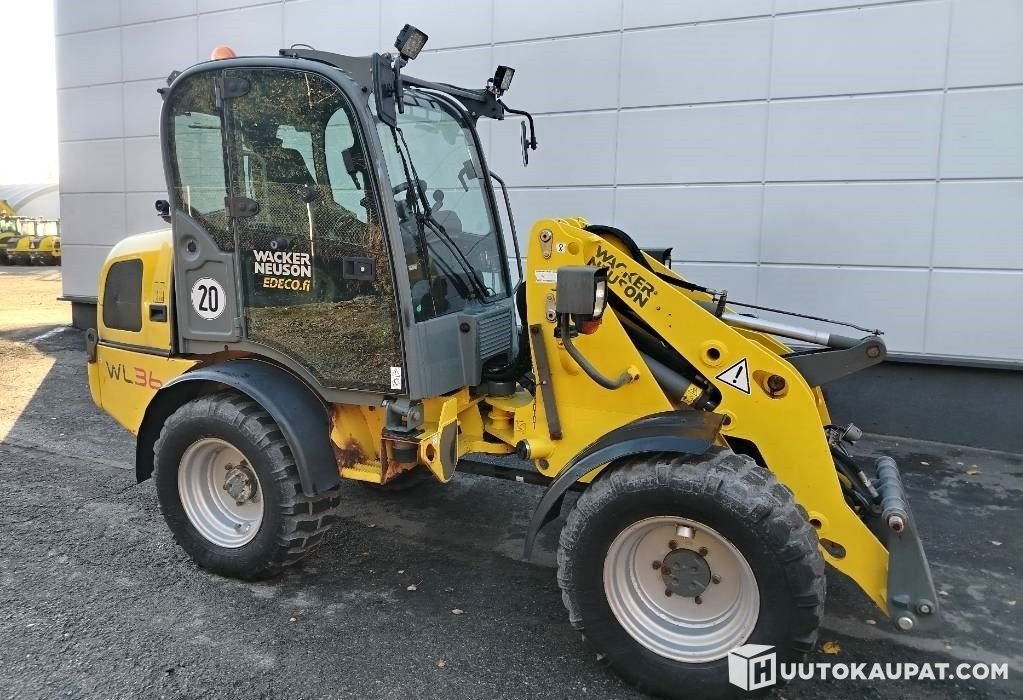 Wacker Neuson WL 36, 2014, 2,890 h Wheel Loader, Vantaa - Máy xúc lật mini gấp khúc: hình 5 Wacker Neuson WL 36, 2014, 2,890 h Wheel Loader, Vantaa - Máy xúc lật mini gấp khúc: hình 5