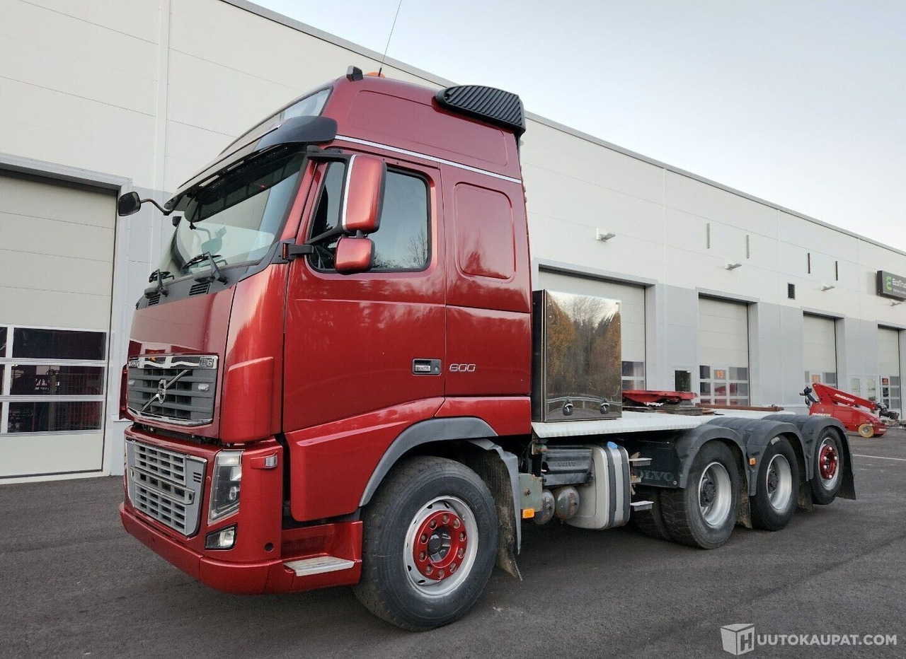 Volvo FH16 600 8x4, 2009, 16.0 l, Diesel, 888 123 km, Vantaa - Xe đầu kéo: hình 1 Volvo FH16 600 8x4, 2009, 16.0 l, Diesel, 888 123 km, Vantaa - Xe đầu kéo: hình 1