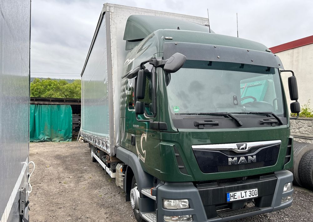 MAN TGL 12.250 GLOB UNIKAT z Niemiec BDF firanka / AUTOMAT HAK / EURO 6 / BDF 7.40 wysoki / MICHELIN 80% - Xe tải thùng mui bạt: hình 1 MAN TGL 12.250 GLOB UNIKAT z Niemiec BDF firanka / AUTOMAT HAK / EURO 6 / BDF 7.40 wysoki / MICHELIN 80% - Xe tải thùng mui bạt: hình 1