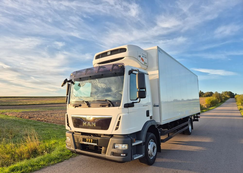 MAN TGM 15.250 7.5m winda AUTOMAT KLIMA z Niemiec EURO 6 / CHŁODNIA T-1000R THERMOKING - Xe tải đông lạnh: hình 1 MAN TGM 15.250 7.5m winda AUTOMAT KLIMA z Niemiec EURO 6 / CHŁODNIA T-1000R THERMOKING - Xe tải đông lạnh: hình 1