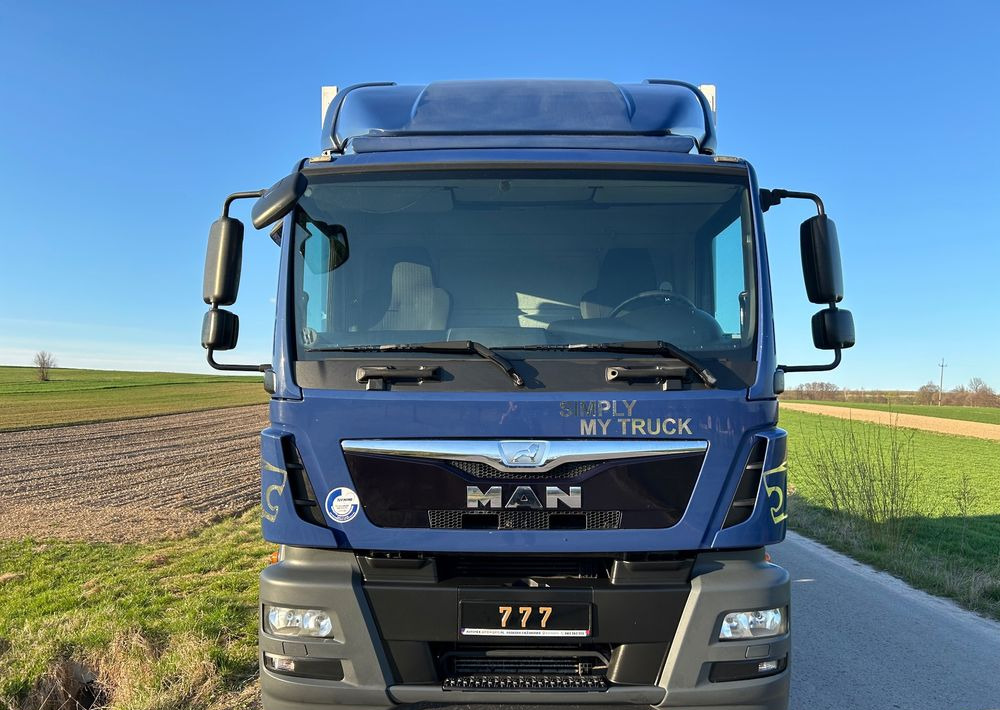 MAN TGM 18.250 Carrier 1950 D/E z Holandii / TOP STAN / 7.44m / 18 palet / winda + drzwi + drzwi boczne / OKAZJA - Xe tải đông lạnh: hình 2 MAN TGM 18.250 Carrier 1950 D/E z Holandii / TOP STAN / 7.44m / 18 palet / winda + drzwi + drzwi boczne / OKAZJA - Xe tải đông lạnh: hình 2