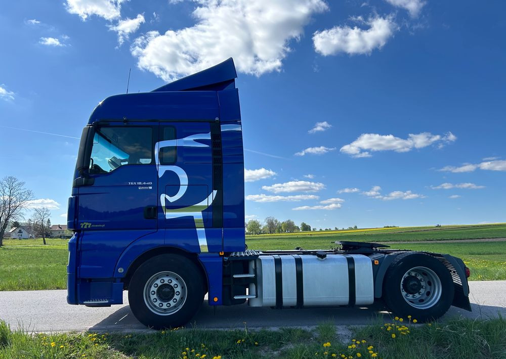 MAN TGS 18.440 NAUKA JAZDY ELKA AUTOMAT 4x2 STANDARD 315/70r22.5 SUPER STAN TGX 470 460 420 430 500 510 400 360 410 - Xe đầu kéo: hình 1 MAN TGS 18.440 NAUKA JAZDY ELKA AUTOMAT 4x2 STANDARD 315/70r22.5 SUPER STAN TGX 470 460 420 430 500 510 400 360 410 - Xe đầu kéo: hình 1