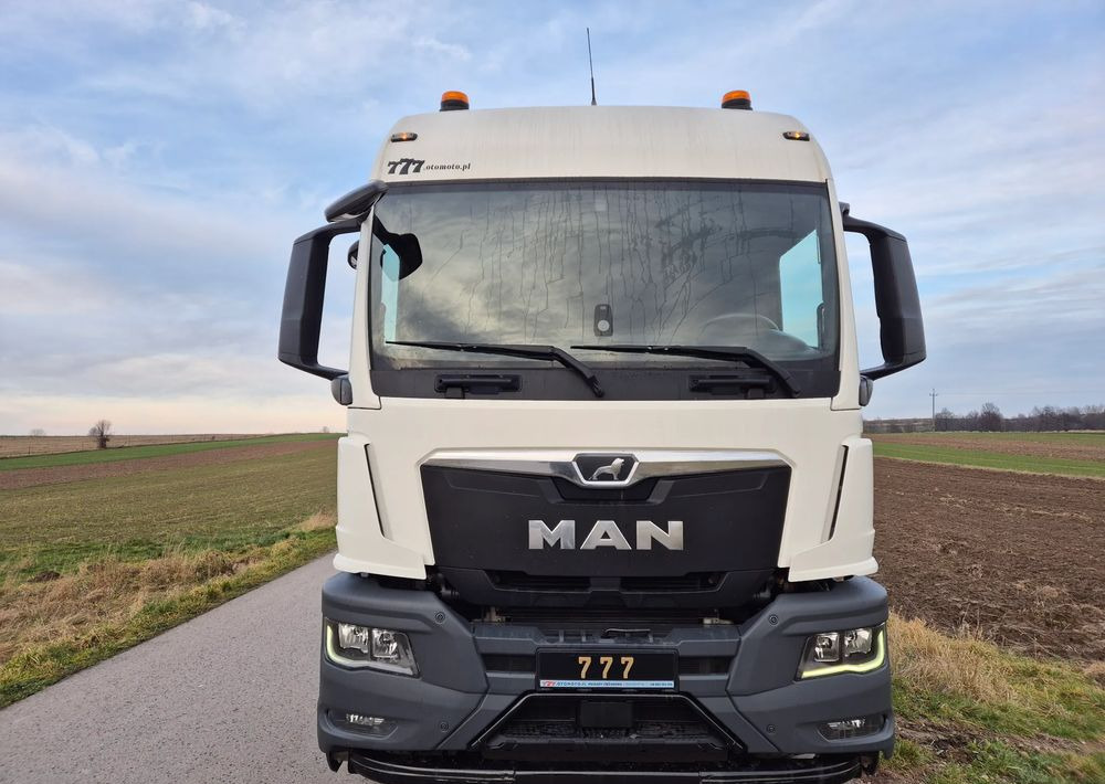 MAN TGS 18.470 NAUKA JAZDY STANDARD 4x2 / TGX 18.360 400 510 460 500 TOP STAN / ŚWIEŻO SPROWADZONY - Xe đầu kéo: hình 5 MAN TGS 18.470 NAUKA JAZDY STANDARD 4x2 / TGX 18.360 400 510 460 500 TOP STAN / ŚWIEŻO SPROWADZONY - Xe đầu kéo: hình 5