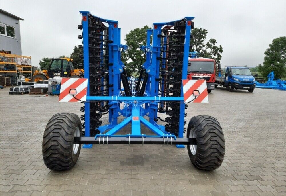 Agro-Lift Titanum - Máy trồng trọt: hình 2 Agro-Lift Titanum - Máy trồng trọt: hình 2