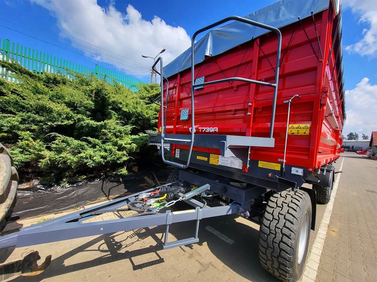 Metal-Fach T739A - 14t dwuosiowa - Toa kéo nhỏng/ Xe đổ: hình 5 Metal-Fach T739A - 14t dwuosiowa - Toa kéo nhỏng/ Xe đổ: hình 5