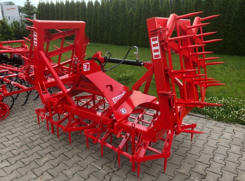 New Batyra, Brunner - brona polowa składana hydraulicznie 4,0m - Bừa răng xoắn: hình 1 New Batyra, Brunner - brona polowa składana hydraulicznie 4,0m - Bừa răng xoắn: hình 1