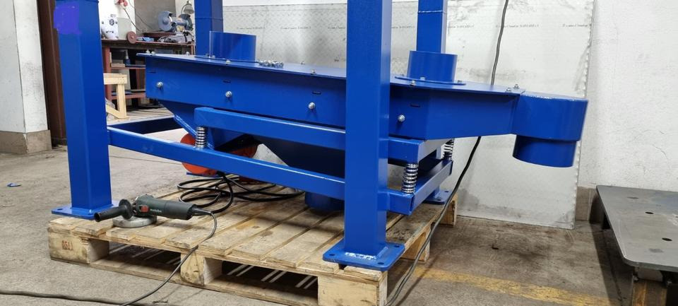 Siebmaschine SM 1 - Máy sàng: hình 1 Siebmaschine SM 1 - Máy sàng: hình 1