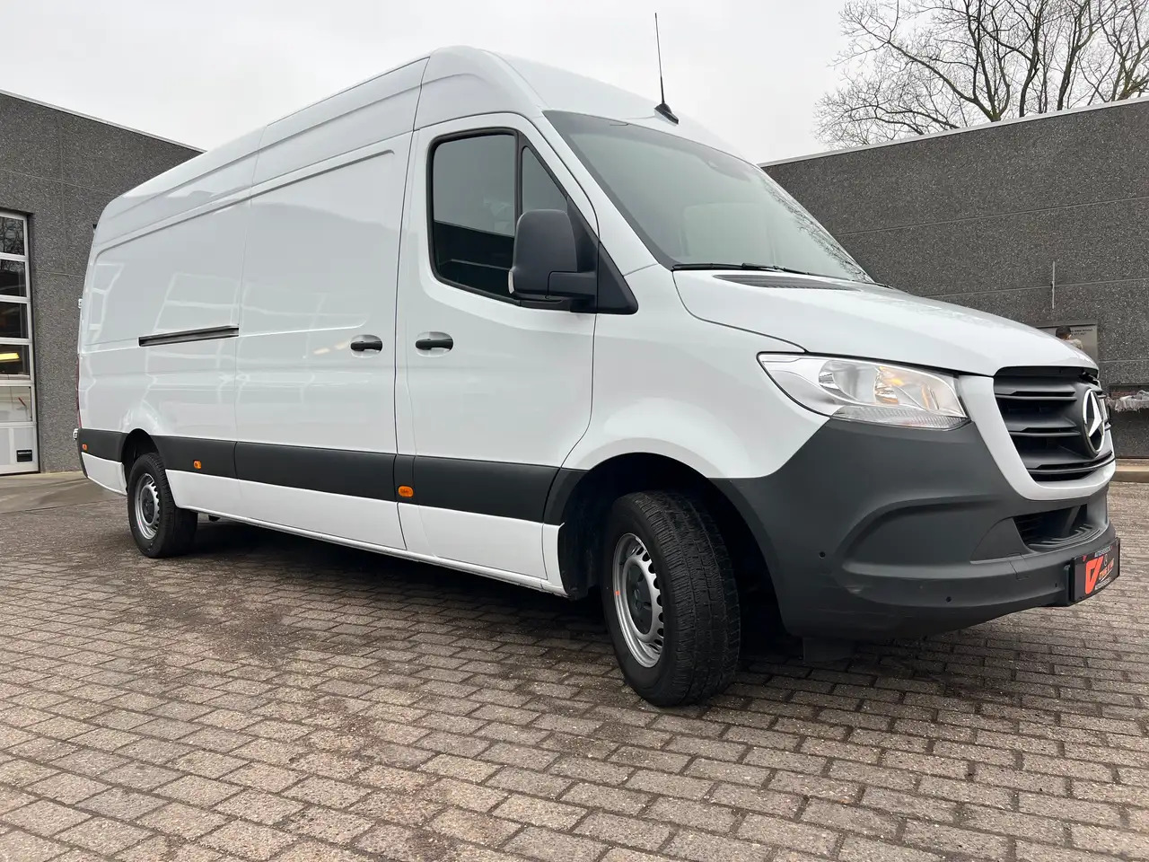 Mercedes-Benz Sprinter 317 L3H2 (37.250ex) 9G-TRONIC CAMERA PTS MBUX - Xe van chở hàng: hình 3 Mercedes-Benz Sprinter 317 L3H2 (37.250ex) 9G-TRONIC CAMERA PTS MBUX - Xe van chở hàng: hình 3