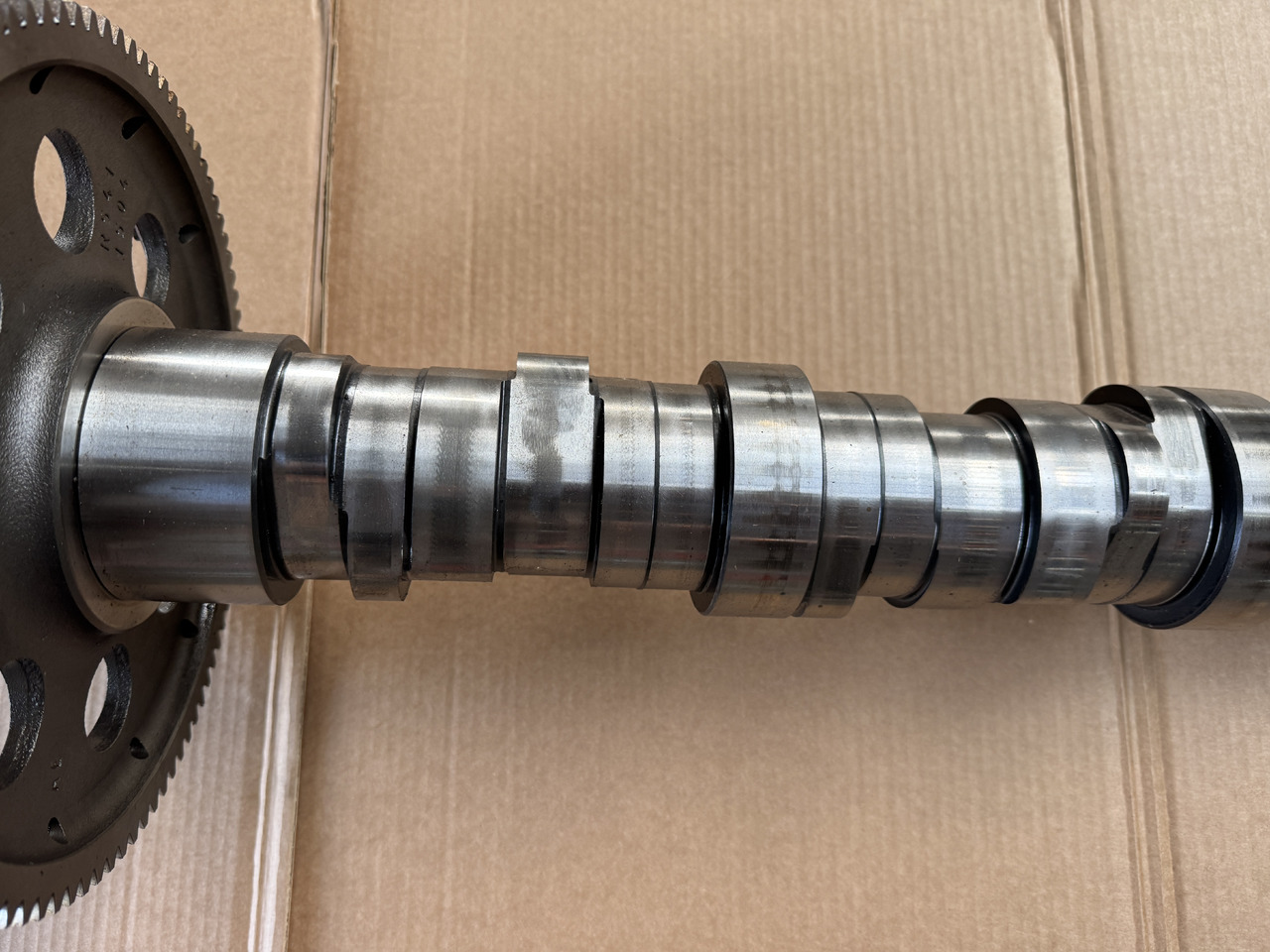 Mercedes Actros MP 2 MP 3 - Trục cam: hình 4 Mercedes Actros MP 2 MP 3 - Trục cam: hình 4