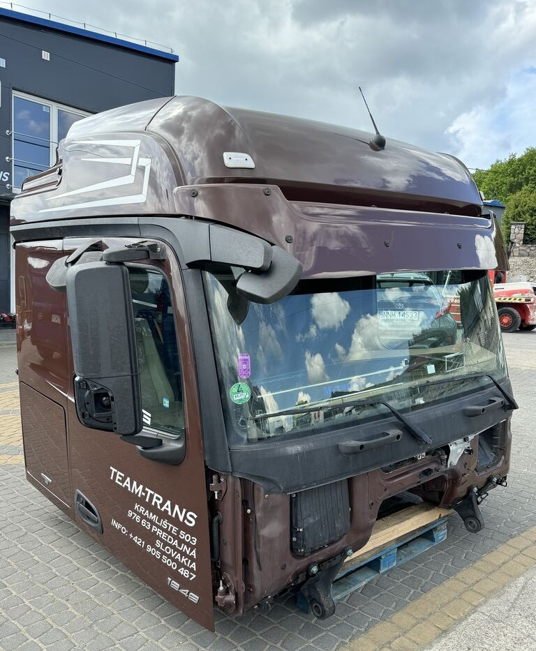 Mercedes-Benz Actros MP 4 - Cabin cho Xe tải: hình 1 Mercedes-Benz Actros MP 4 - Cabin cho Xe tải: hình 1