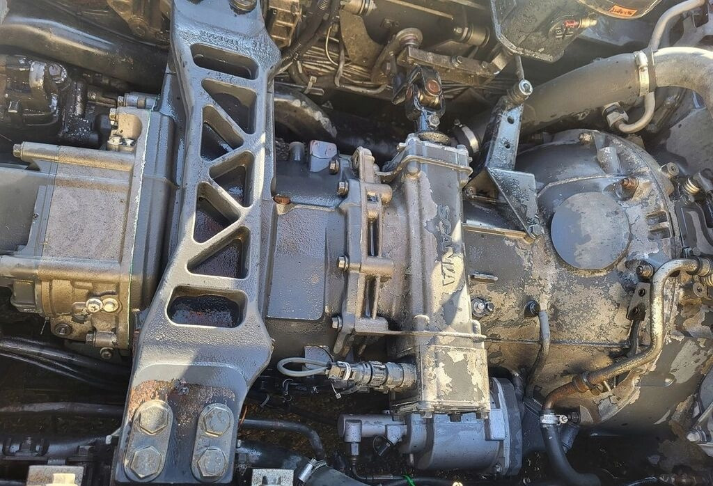 Scania GRS 895 R Scania GRS 895 R truck - Hộp số cho Xe tải: hình 1 Scania GRS 895 R Scania GRS 895 R truck - Hộp số cho Xe tải: hình 1