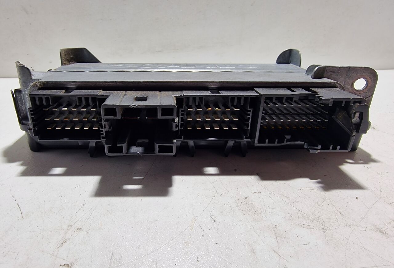 Scania Sterownik Świateł CUV2 R EURO6 2382793 Scania Sterownik Świateł CUV2 Scania R EURO6 2382793 truck - ECU cho Xe tải: hình 2 Scania Sterownik Świateł CUV2 R EURO6 2382793 Scania Sterownik Świateł CUV2 Scania R EURO6 2382793 truck - ECU cho Xe tải: hình 2