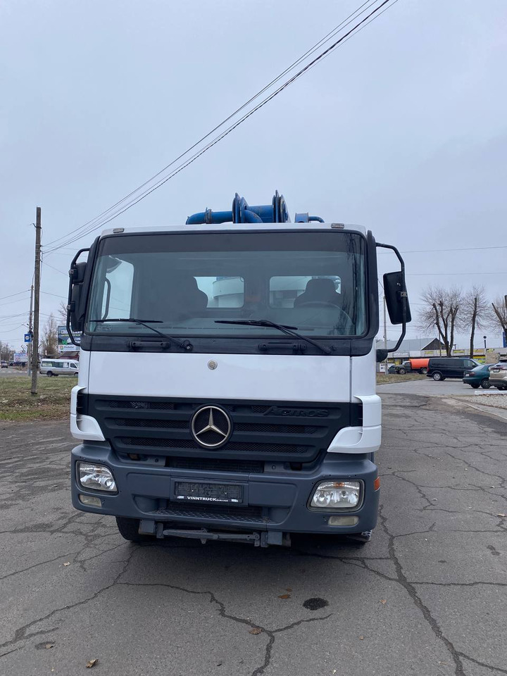 PUTZMEISTER Putzmeister on chassis Mercedes-Benz Actros Putzmeister 42m concrete pump - Xe bơm bê tông: hình 2 PUTZMEISTER Putzmeister on chassis Mercedes-Benz Actros Putzmeister 42m concrete pump - Xe bơm bê tông: hình 2