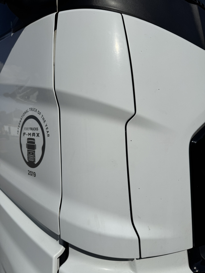 Ford F-Max - Góc cản: hình 1 Ford F-Max - Góc cản: hình 1