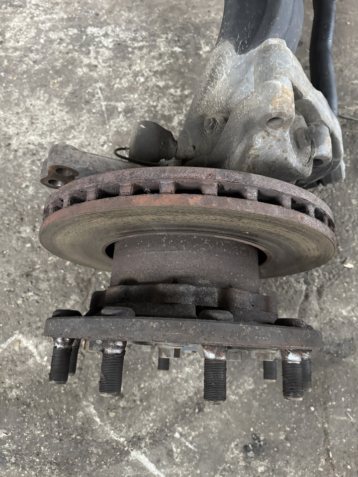 Ford F-Max Cargo - Ổ bánh lái: hình 3 Ford F-Max Cargo - Ổ bánh lái: hình 3