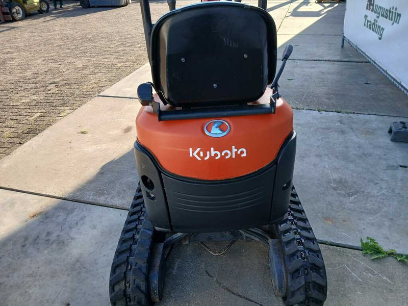 Kubota U10-3 - Máy xúc mini: hình 5 Kubota U10-3 - Máy xúc mini: hình 5