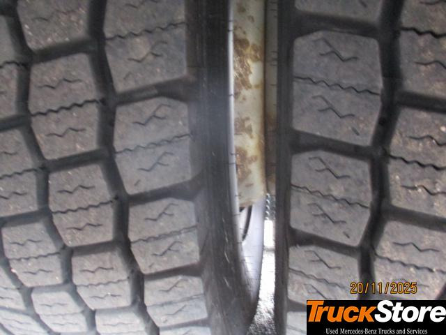 Mercedes-Benz Antos 2540 - Xe tải chở rác: hình 2 Mercedes-Benz Antos 2540 - Xe tải chở rác: hình 2