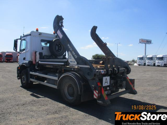 Mercedes-Benz Arocs 1846 LK - Xe tải chở thùng nhỏ: hình 5 Mercedes-Benz Arocs 1846 LK - Xe tải chở thùng nhỏ: hình 5