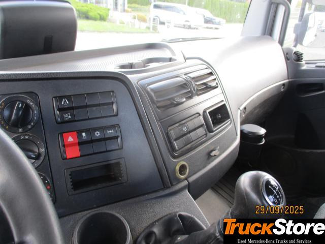 Mercedes-Benz Atego 916 - Xe tải nâng móc: hình 2 Mercedes-Benz Atego 916 - Xe tải nâng móc: hình 2
