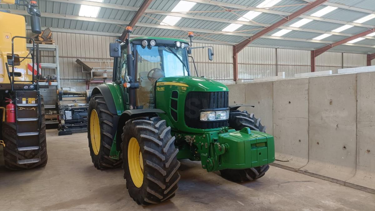 John Deere 7530 Premium Boire Variot - Máy cày: hình 4 John Deere 7530 Premium Boire Variot - Máy cày: hình 4