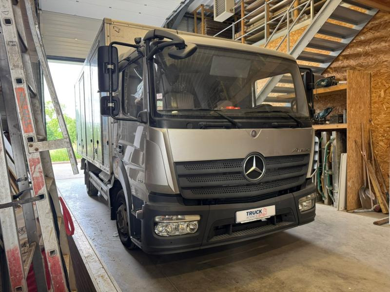 Mercedes Atego - Xe tải hộp: hình 2 Mercedes Atego - Xe tải hộp: hình 2
