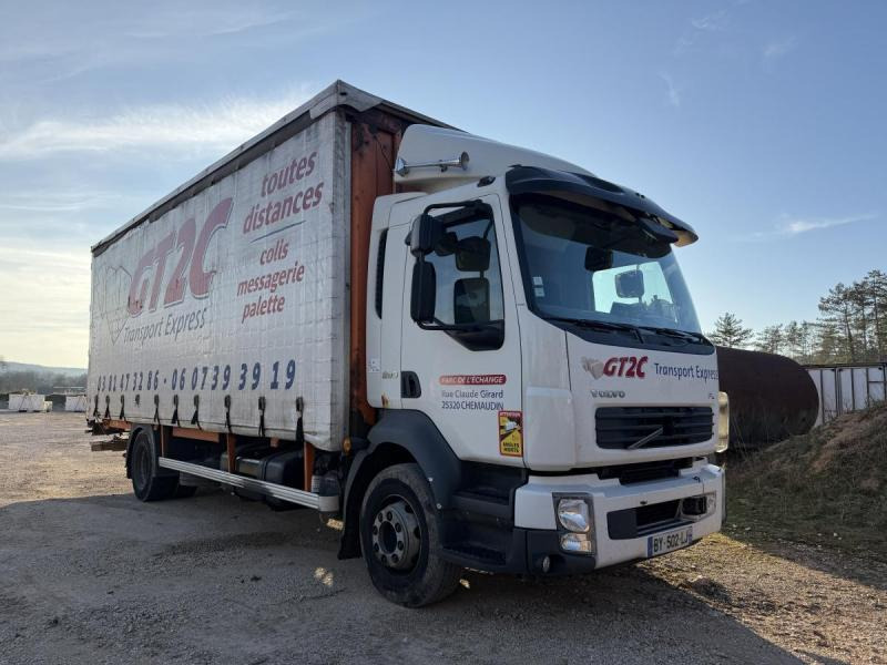 Volvo FL - Xe tải thùng mui bạt: hình 1 Volvo FL - Xe tải thùng mui bạt: hình 1