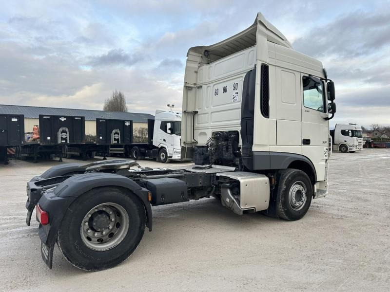 Xe đầu kéo DAF XF 530: hình 6