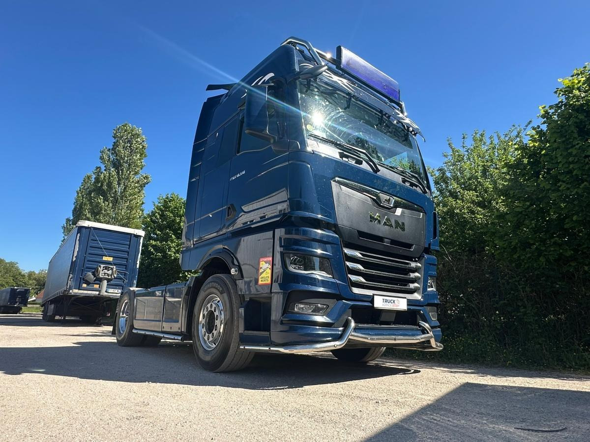 MAN TGX 18.510 - Xe đầu kéo: hình 2 MAN TGX 18.510 - Xe đầu kéo: hình 2