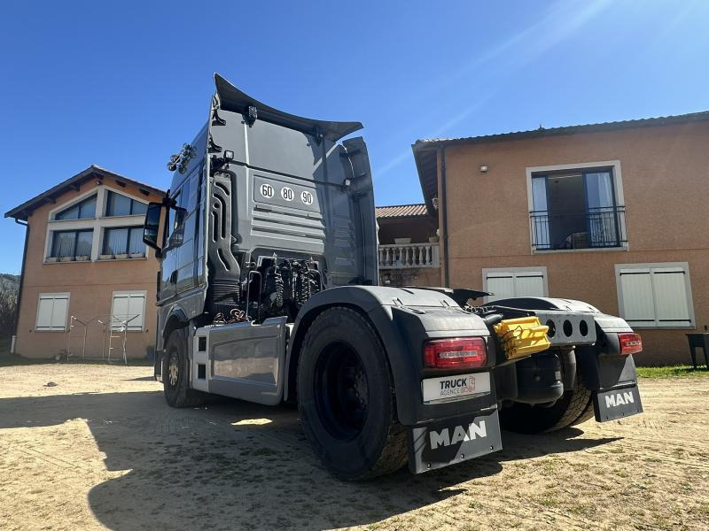 MAN TGX 18.510 - Xe đầu kéo: hình 5 MAN TGX 18.510 - Xe đầu kéo: hình 5