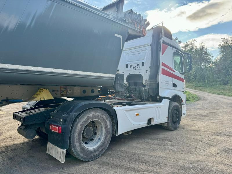 Mercedes Actros 1848 - Xe đầu kéo: hình 5 Mercedes Actros 1848 - Xe đầu kéo: hình 5