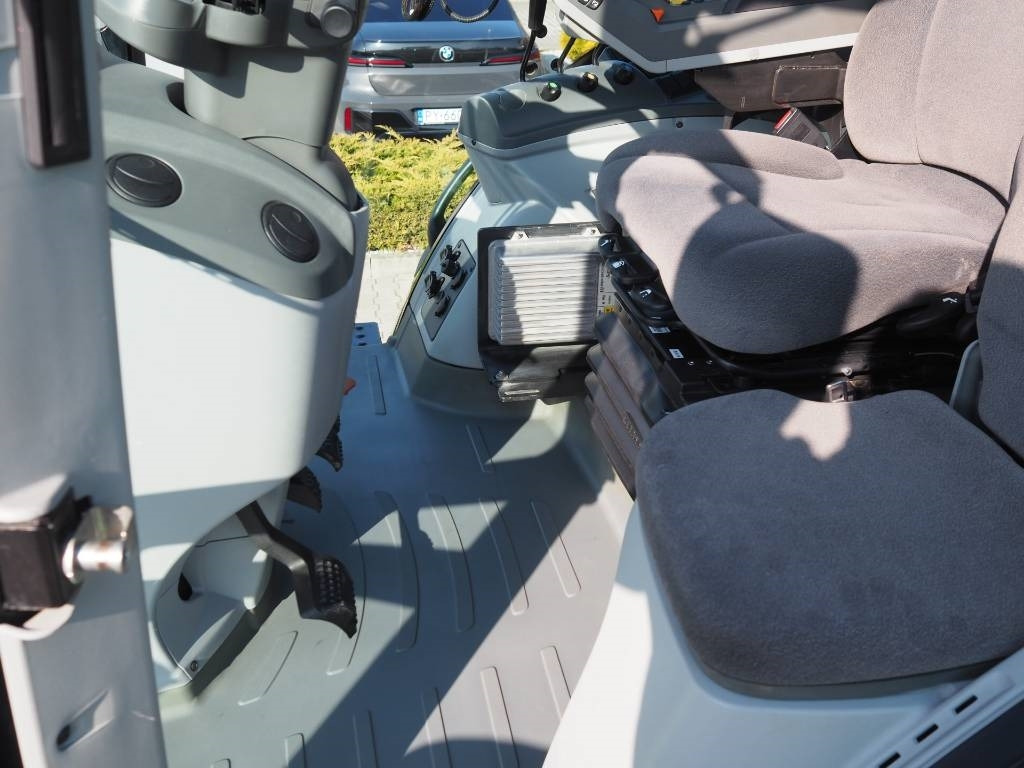 Máy cày Claas Axion 810 CIS, GPS - RTK: hình 6