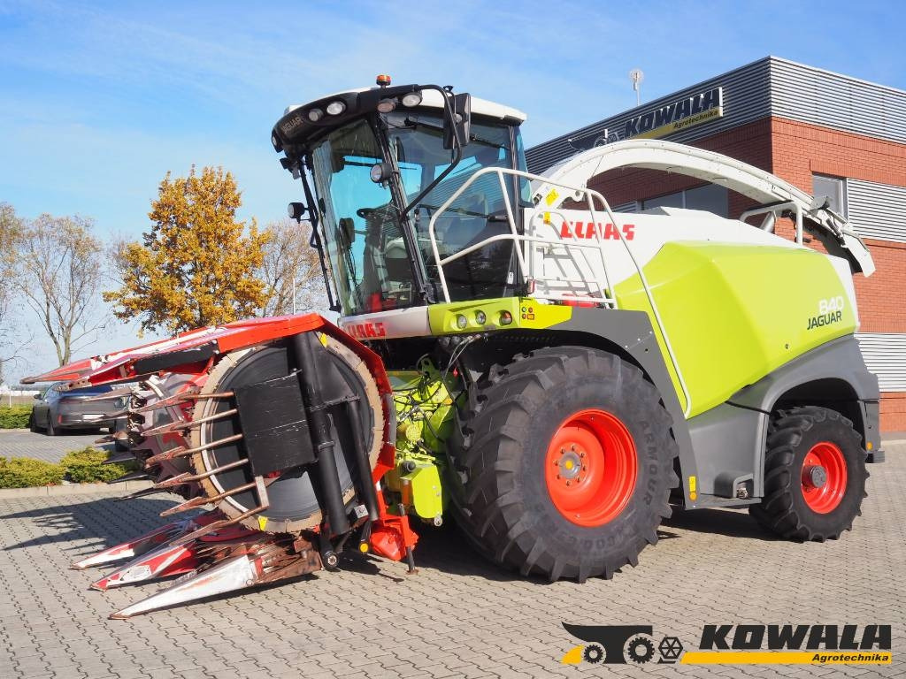 Claas Jaguar 840 4x4 + Kemper 445 - Máy gặt đập thức ăn gia súc: hình 1 Claas Jaguar 840 4x4 + Kemper 445 - Máy gặt đập thức ăn gia súc: hình 1