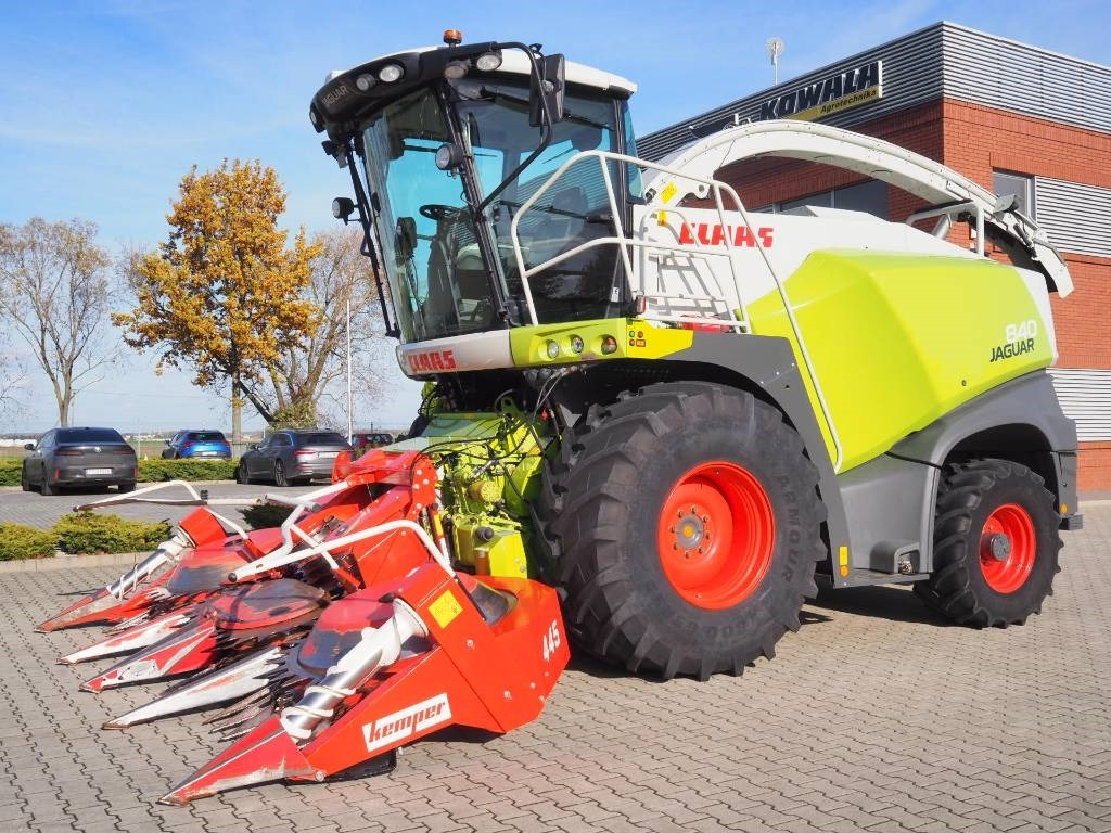 Claas Jaguar 840 4x4 + Kemper 445  - Máy gặt đập thức ăn gia súc: hình 5 Claas Jaguar 840 4x4 + Kemper 445  - Máy gặt đập thức ăn gia súc: hình 5