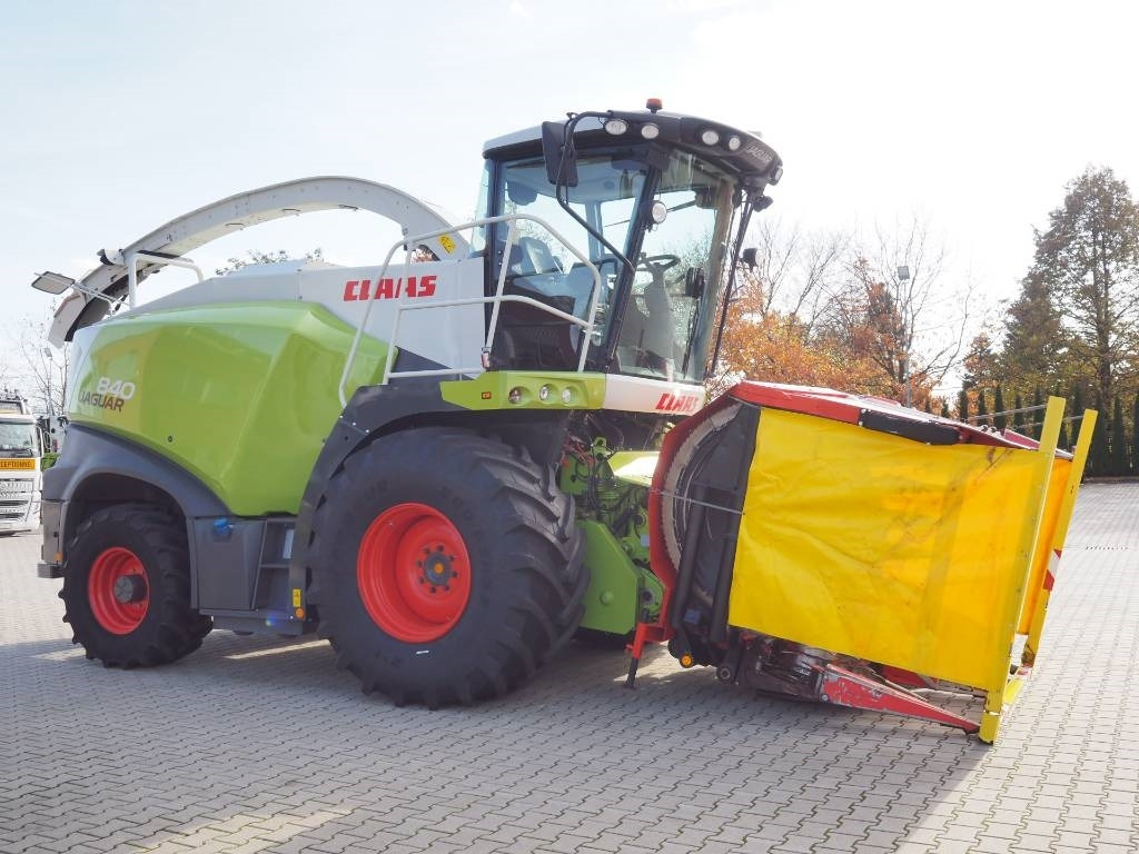 Claas Jaguar 840 4x4 + Kemper 445  - Máy gặt đập thức ăn gia súc: hình 4 Claas Jaguar 840 4x4 + Kemper 445  - Máy gặt đập thức ăn gia súc: hình 4