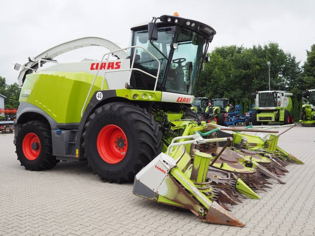 Claas Jaguar 940 4WD + Orbis 600 SD - Máy gặt đập thức ăn gia súc: hình 4 Claas Jaguar 940 4WD + Orbis 600 SD - Máy gặt đập thức ăn gia súc: hình 4