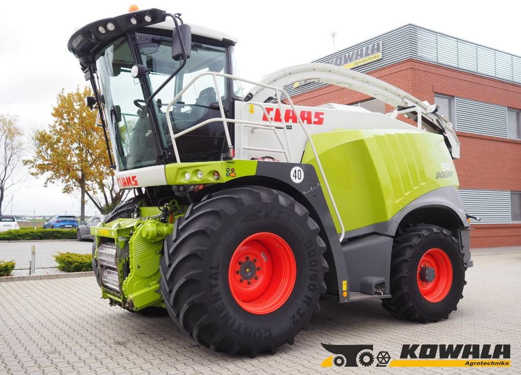 Claas Jaguar 940 4x4 - Máy gặt đập thức ăn gia súc: hình 1 Claas Jaguar 940 4x4 - Máy gặt đập thức ăn gia súc: hình 1