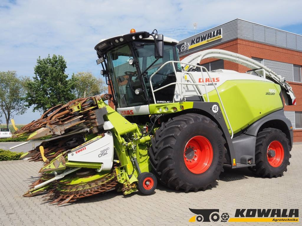 Claas Jaguar 950 4x4 + Orbis 750 - Máy gặt đập thức ăn gia súc: hình 1 Claas Jaguar 950 4x4 + Orbis 750 - Máy gặt đập thức ăn gia súc: hình 1