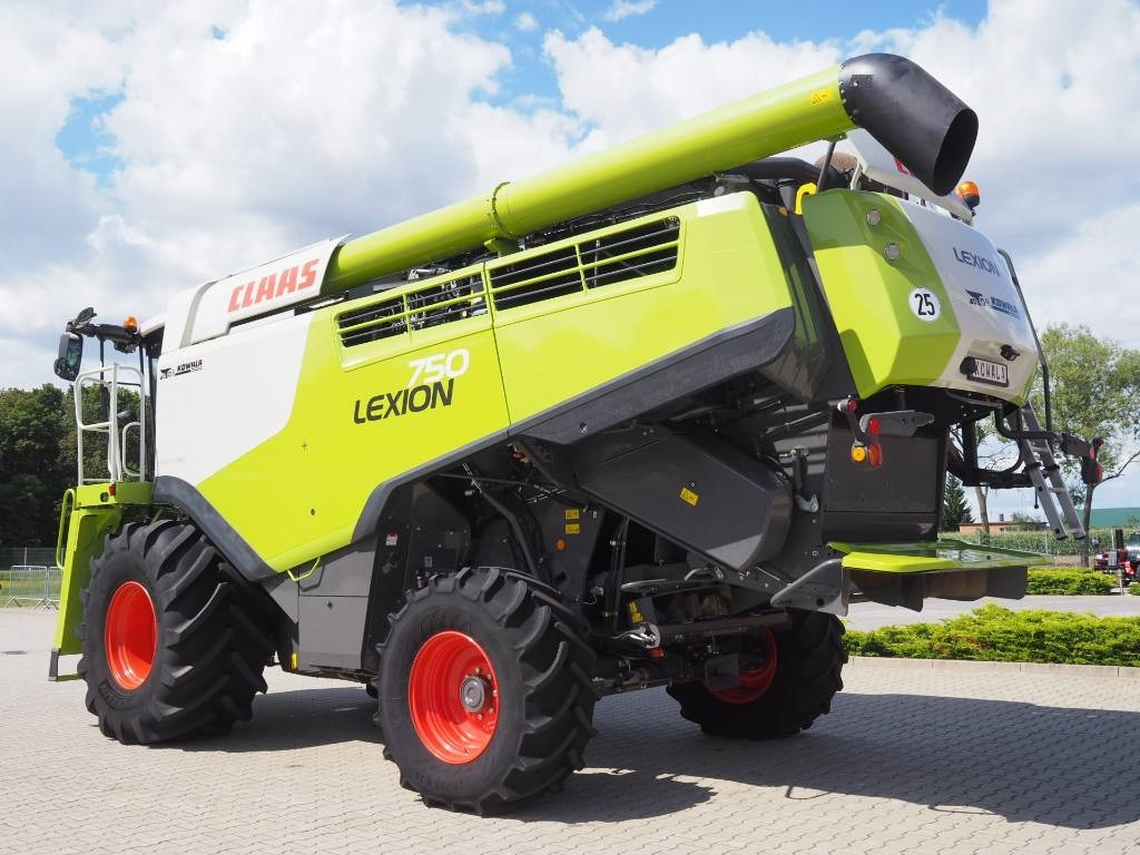 Claas Lexion 750 GPS + V770 - Máy gặt đập: hình 2 Claas Lexion 750 GPS + V770 - Máy gặt đập: hình 2