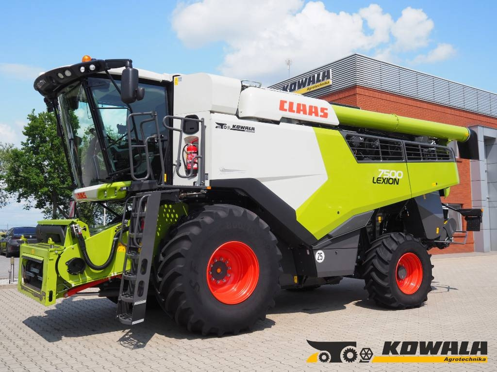 Claas Lexion 7500 + V930 - Máy gặt đập: hình 1 Claas Lexion 7500 + V930 - Máy gặt đập: hình 1