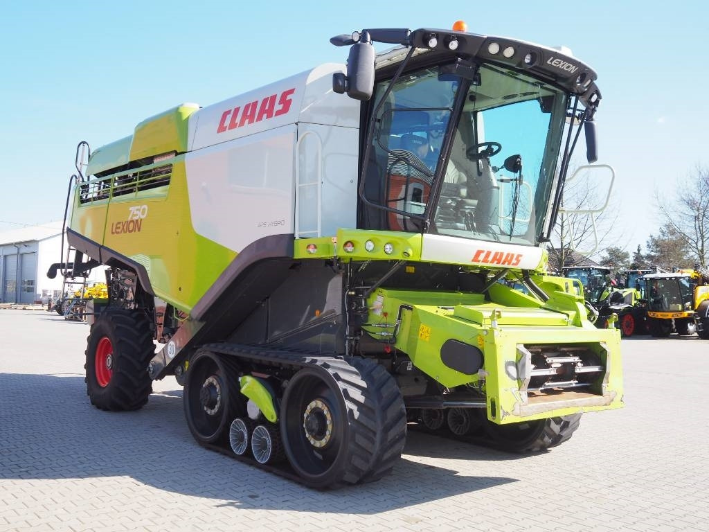 Claas Lexion 750TT GPS + V930 - Máy gặt đập: hình 4 Claas Lexion 750TT GPS + V930 - Máy gặt đập: hình 4