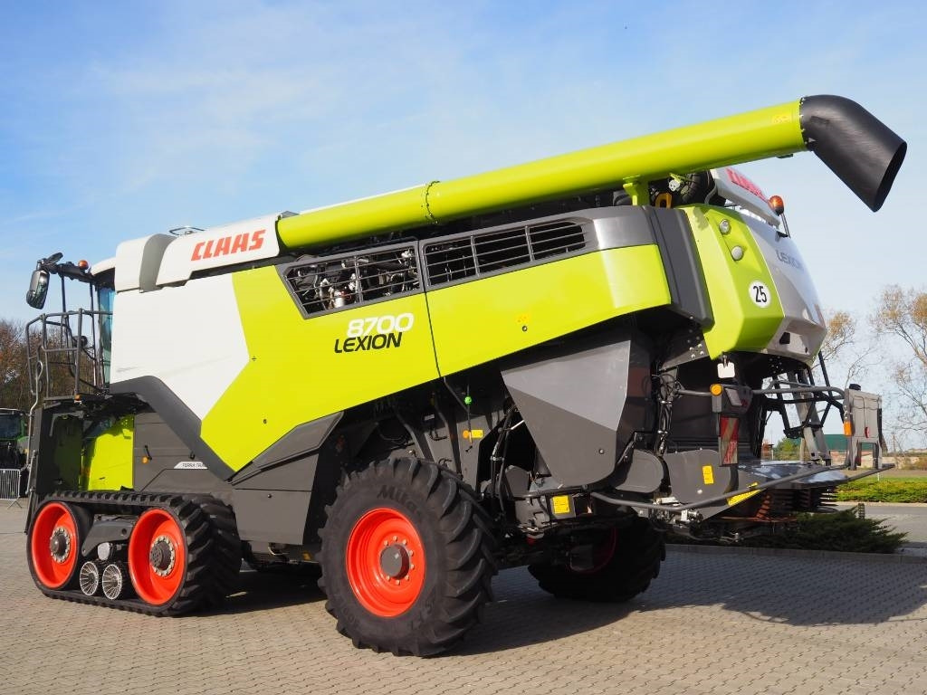 Claas Lexion 8700TT + V1080 2-stage threshing drum drive - Máy gặt đập: hình 2 Claas Lexion 8700TT + V1080 2-stage threshing drum drive - Máy gặt đập: hình 2