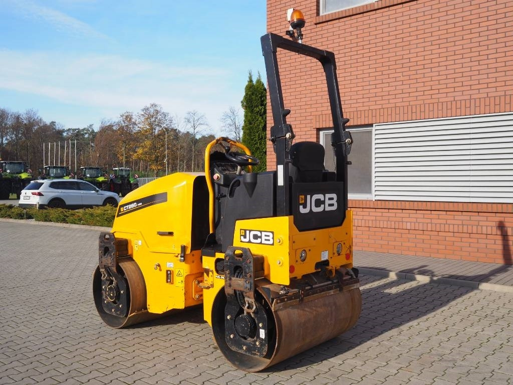 JCB CT260-120 - Máy lăn đường: hình 2 JCB CT260-120 - Máy lăn đường: hình 2